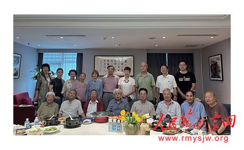 钟德浙:诗歌：我们是新中国的第一代