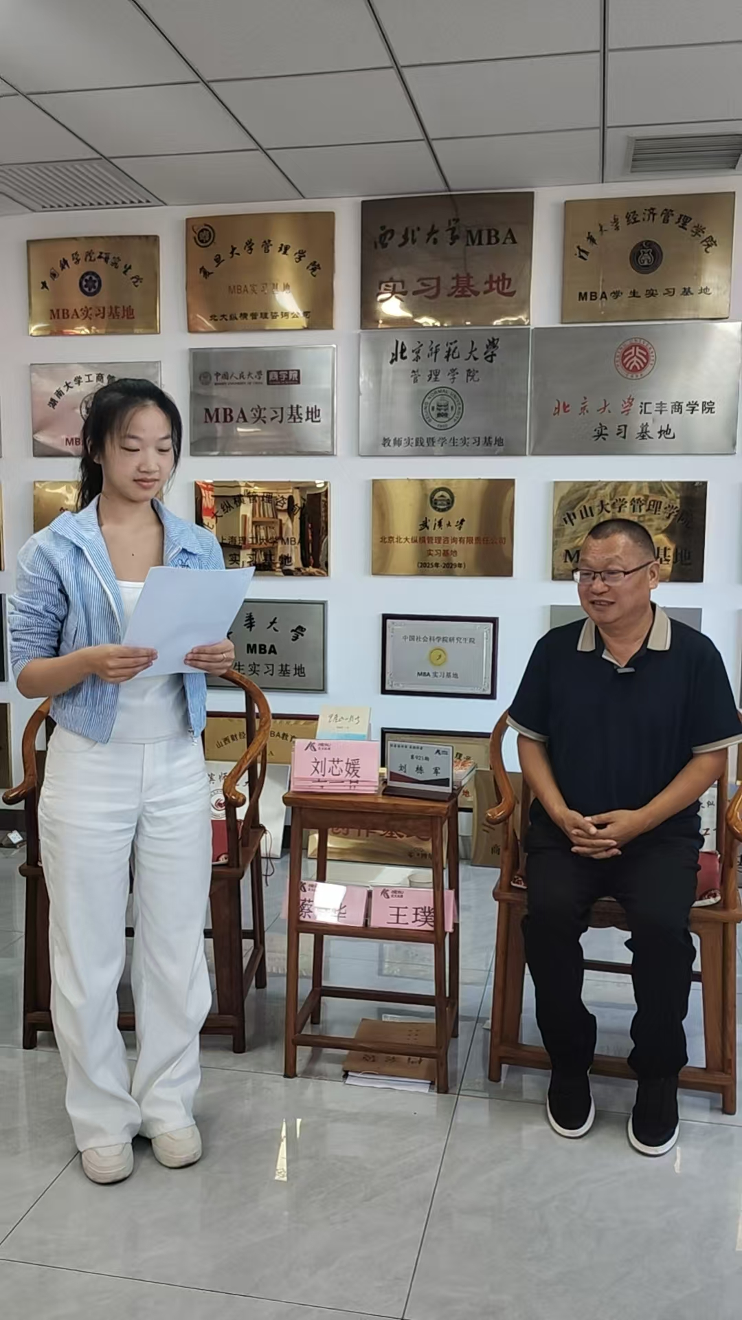 图片8 图片8