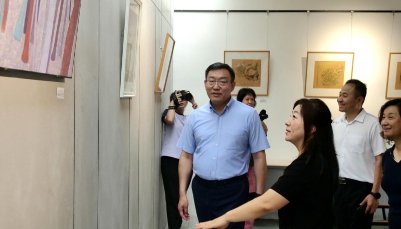 点击打开原图 丹青铸军魂 庆祝建军99周年书画名家邀请展在北京怀柔开幕